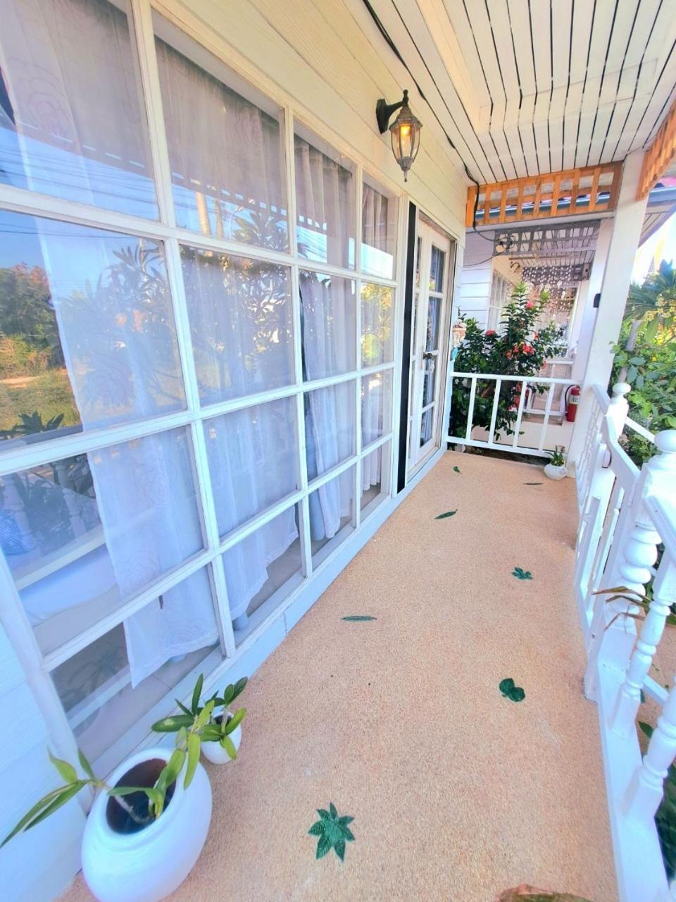 Prathana Garden Beach Resort Hua Hin Exterior foto